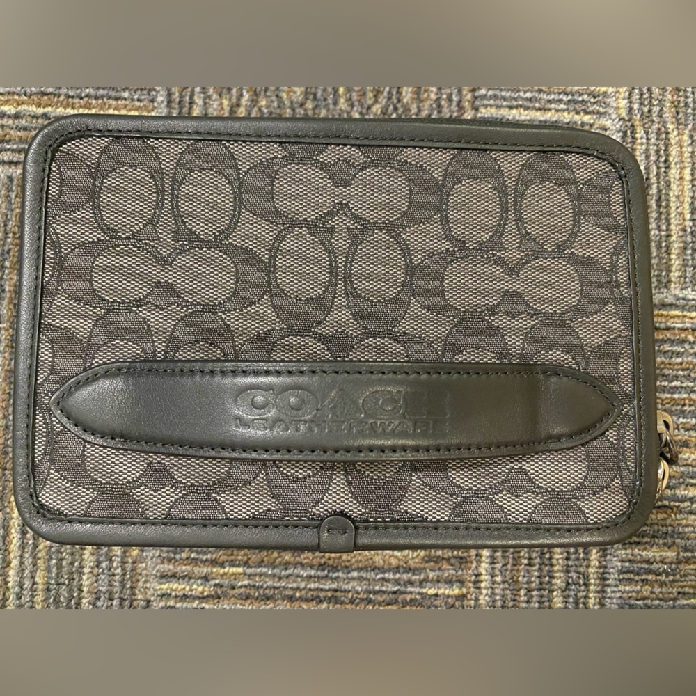 Coach charter crossbody in signature”C”  jacquard